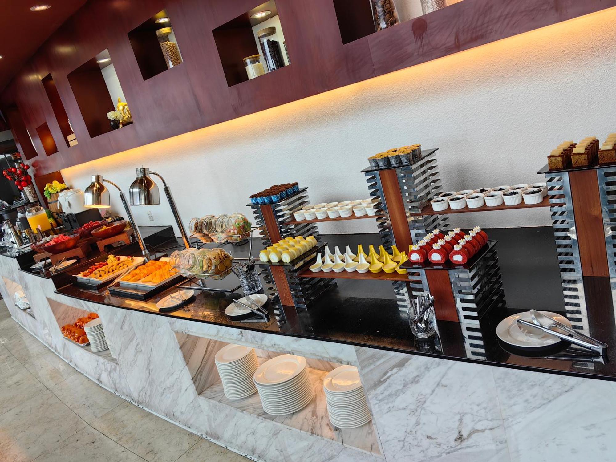 Huaqiang Plaza Hotel Shenzhen, Enjoy Complimentary Afternoon Tea & Mini Bar & Night Snack Экстерьер фото